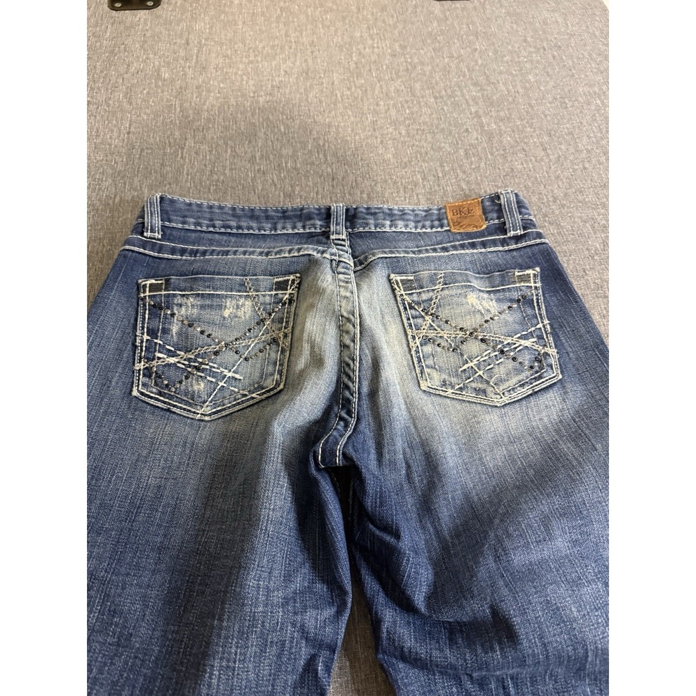 BKE Buckle Kate Stretch Distressed Bedazzled Pockets Low Rise Women Jeans Sz 28 - Picture 16 of 16
